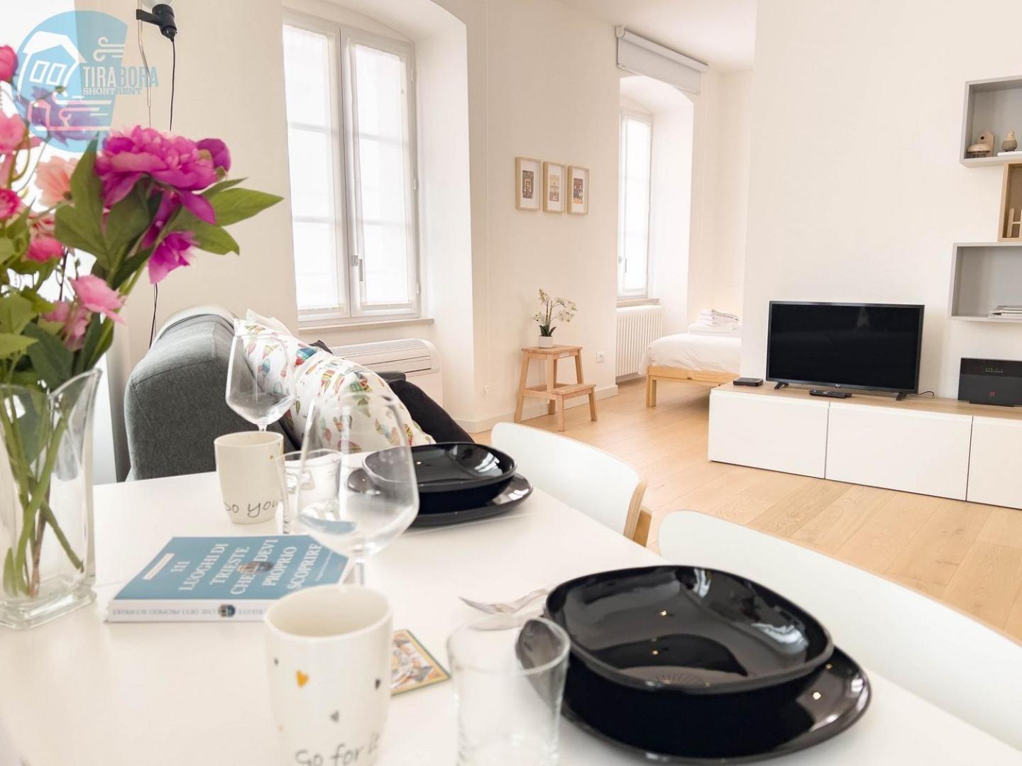 Corridoni 2B Tirabora Short Rent Trieste Exterior foto